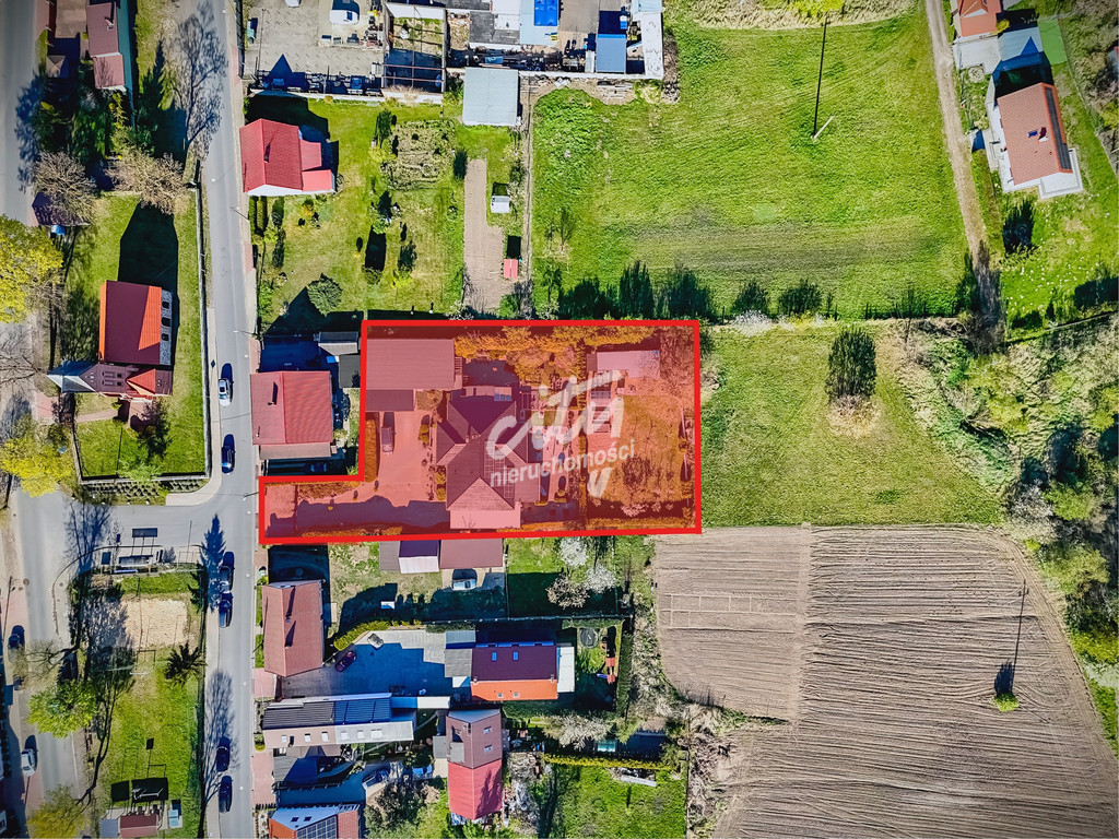 Dom Sprzedaż Święte 11