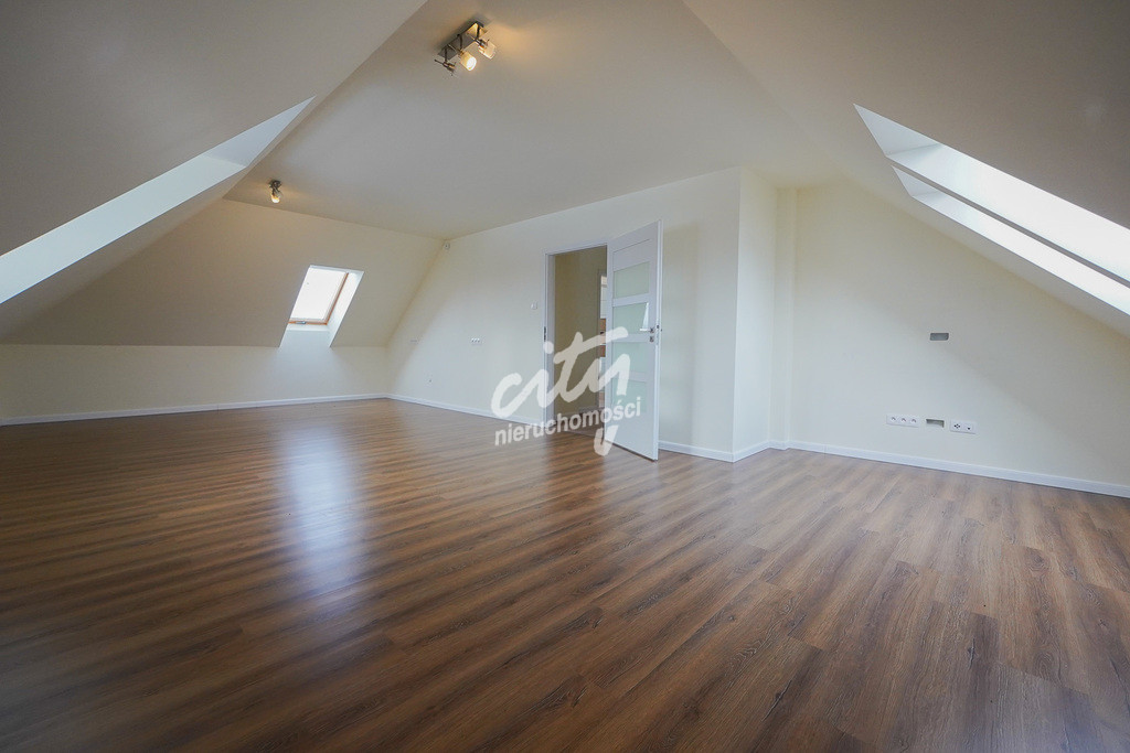 Dom Wynajem Sławoszewo Złota 11