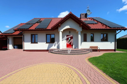 Dom Sprzedaż Białuń